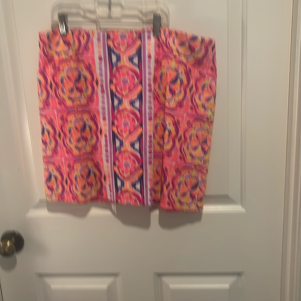 Lilly Pulitzer sz 8 skirt in multi print